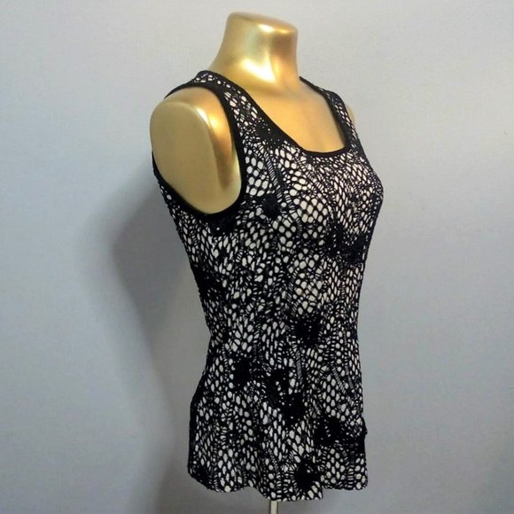 Black Lace Overlay Tank Top (xsm) - Picture 2 of 10
